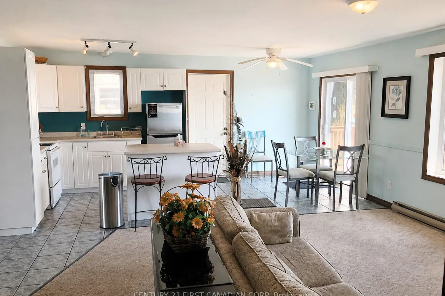 18008 Erie Shore Drive photo 5