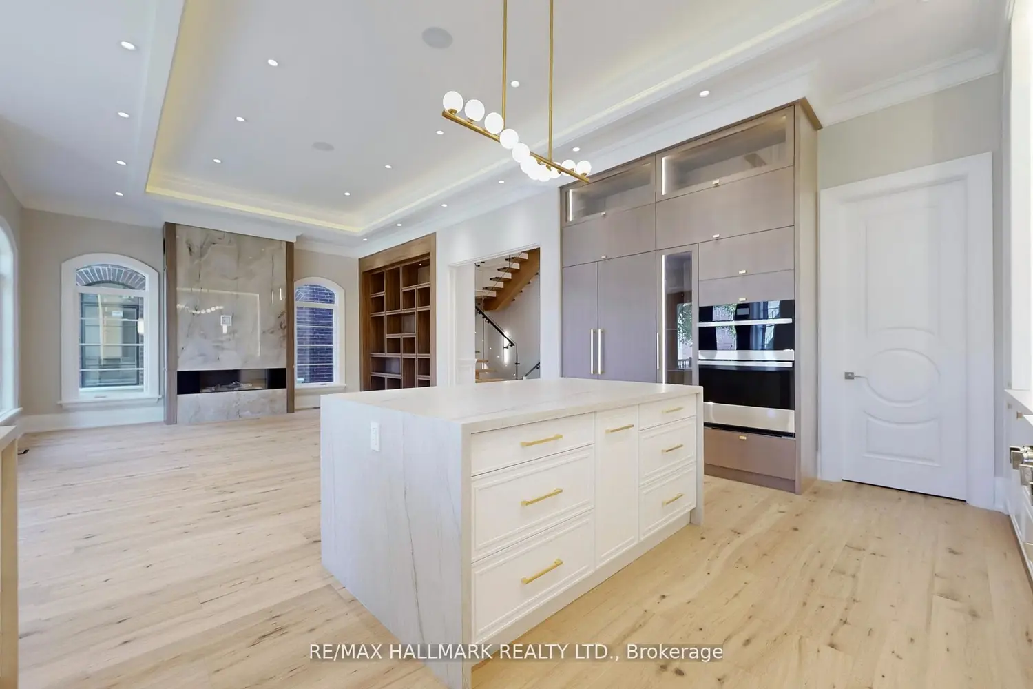 Additional image 4 of 152 Olde Bayview Avenue
