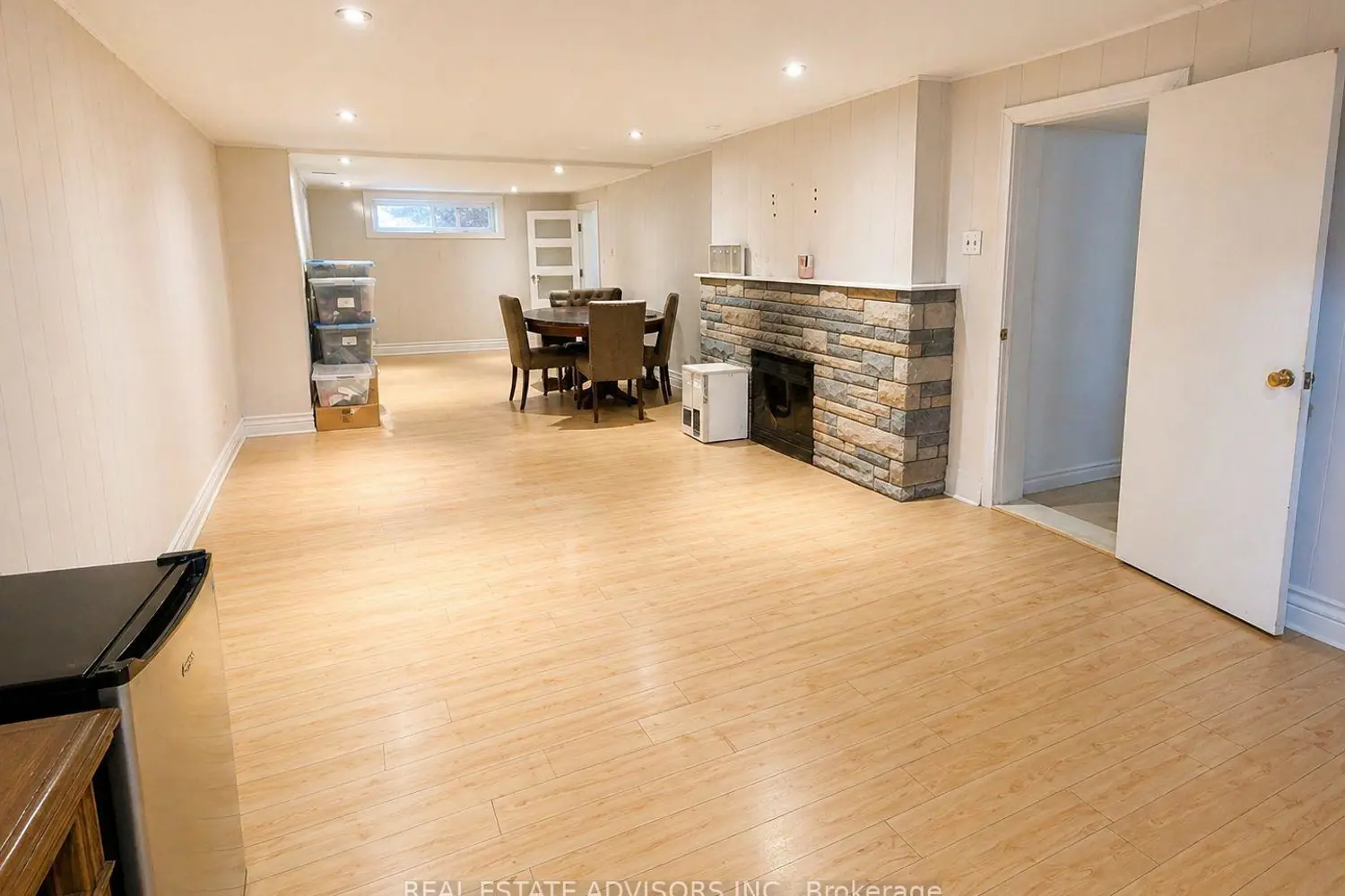Additional image 7 of 1 Lakehill Crescent