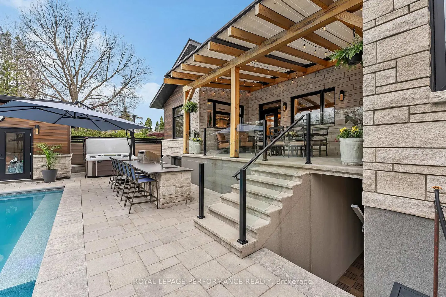 Additional image 11 of 544 Neighbourhood Way