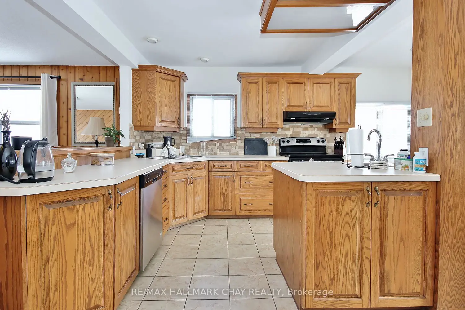 Additional image 12 of 1099 Poplar Drive