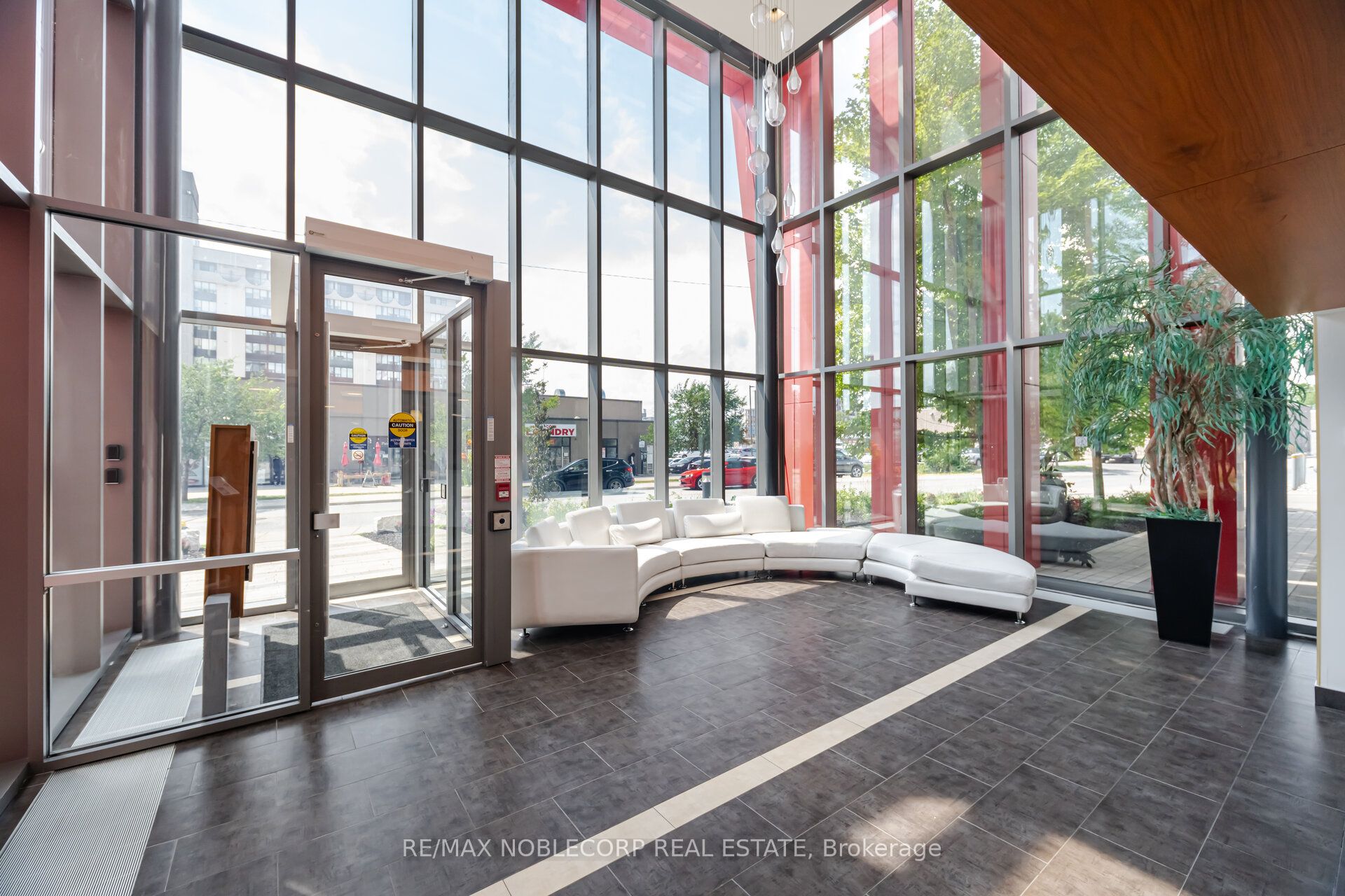 Additional image 3 of 624-15 James Finlay Way, Toronto, ON, M3M 0B3