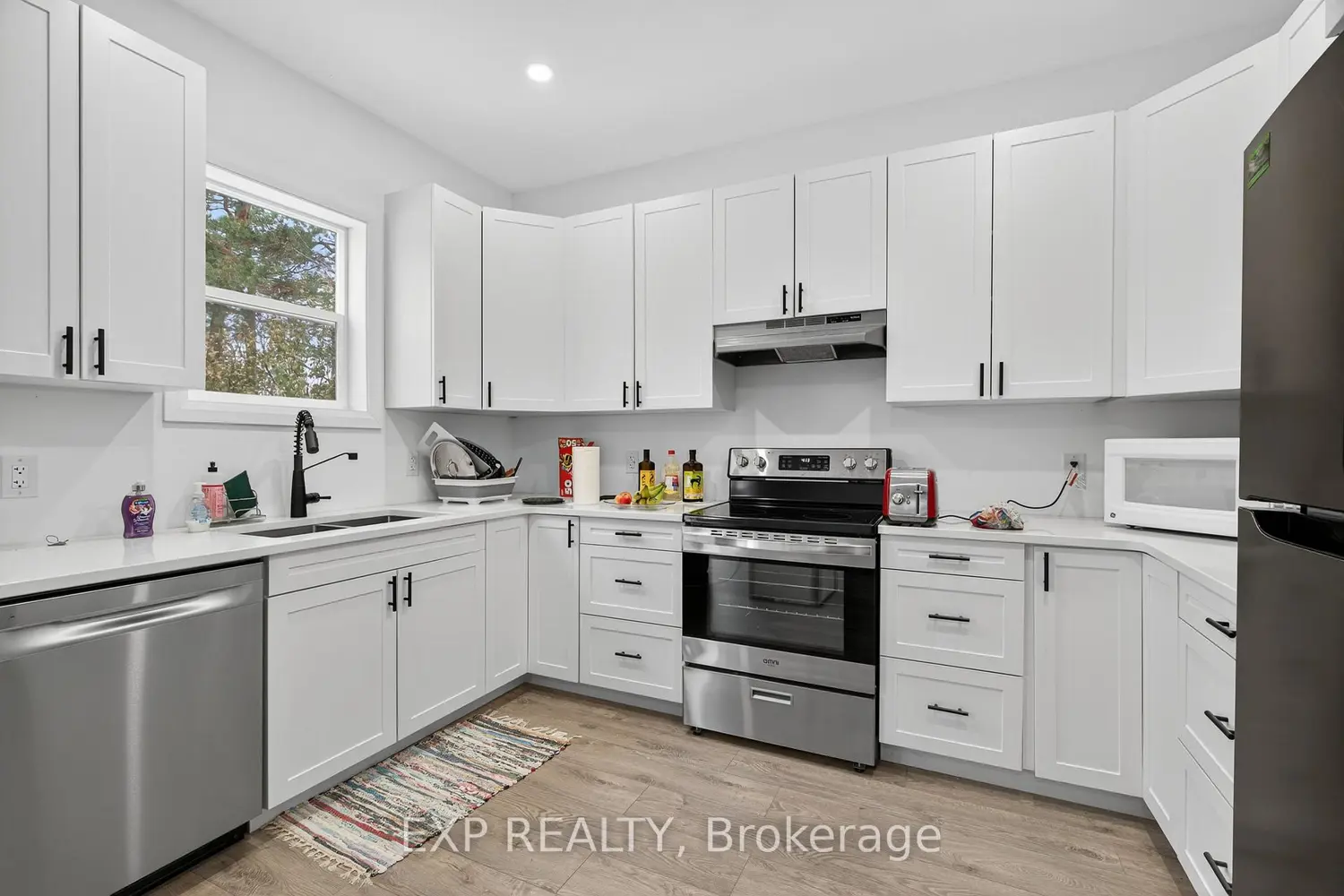 Additional image 8 of 53 Lakeview Avenue