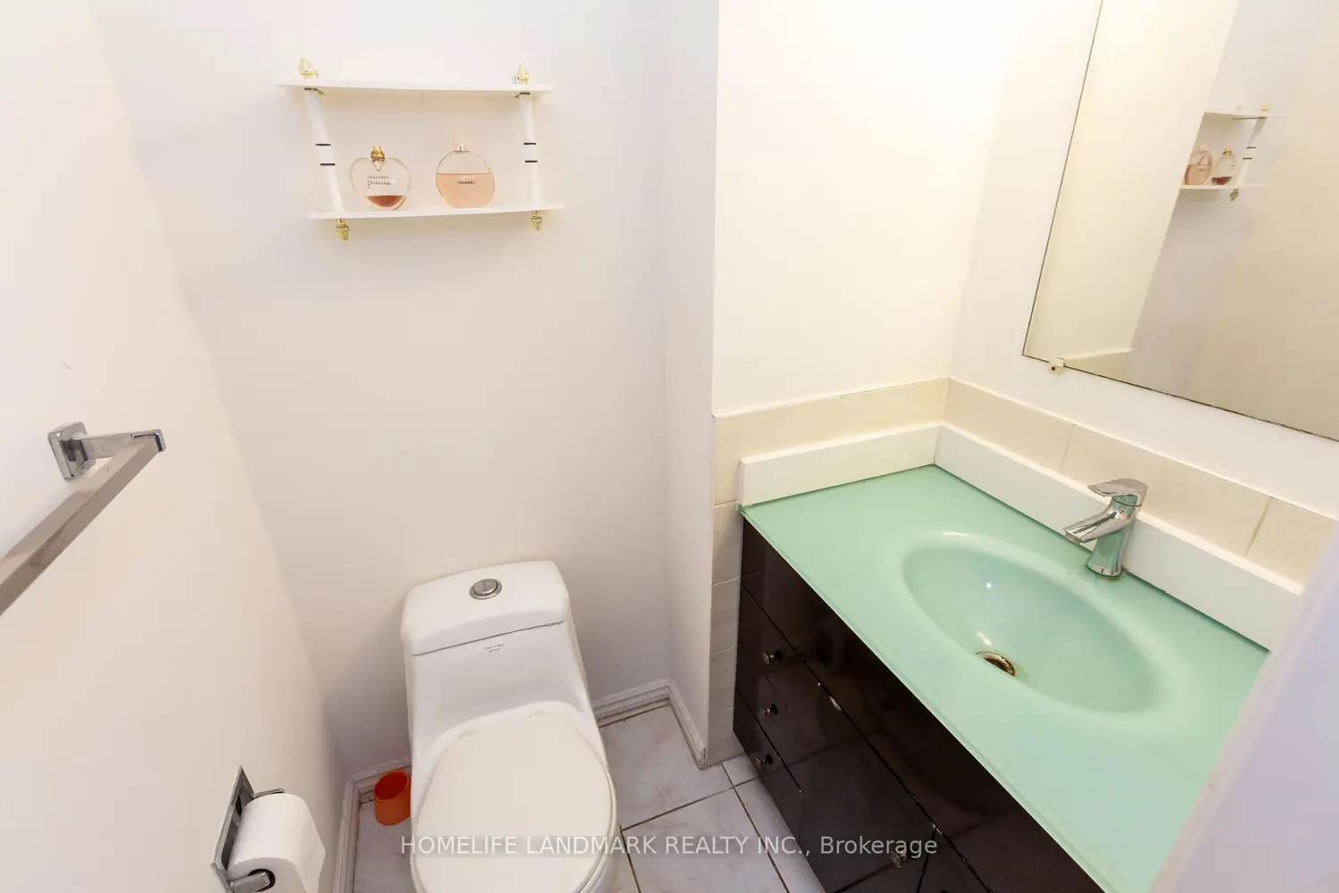 Additional image 11 of 91 L'amoreaux Drive 102