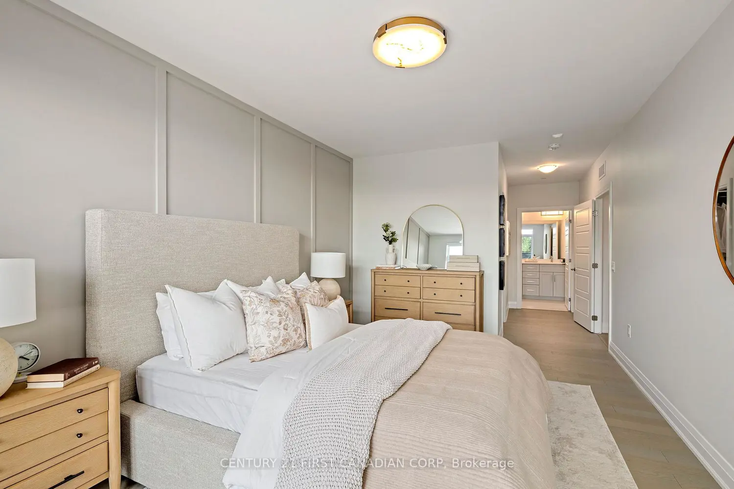 1560 Upper West Avenue 307