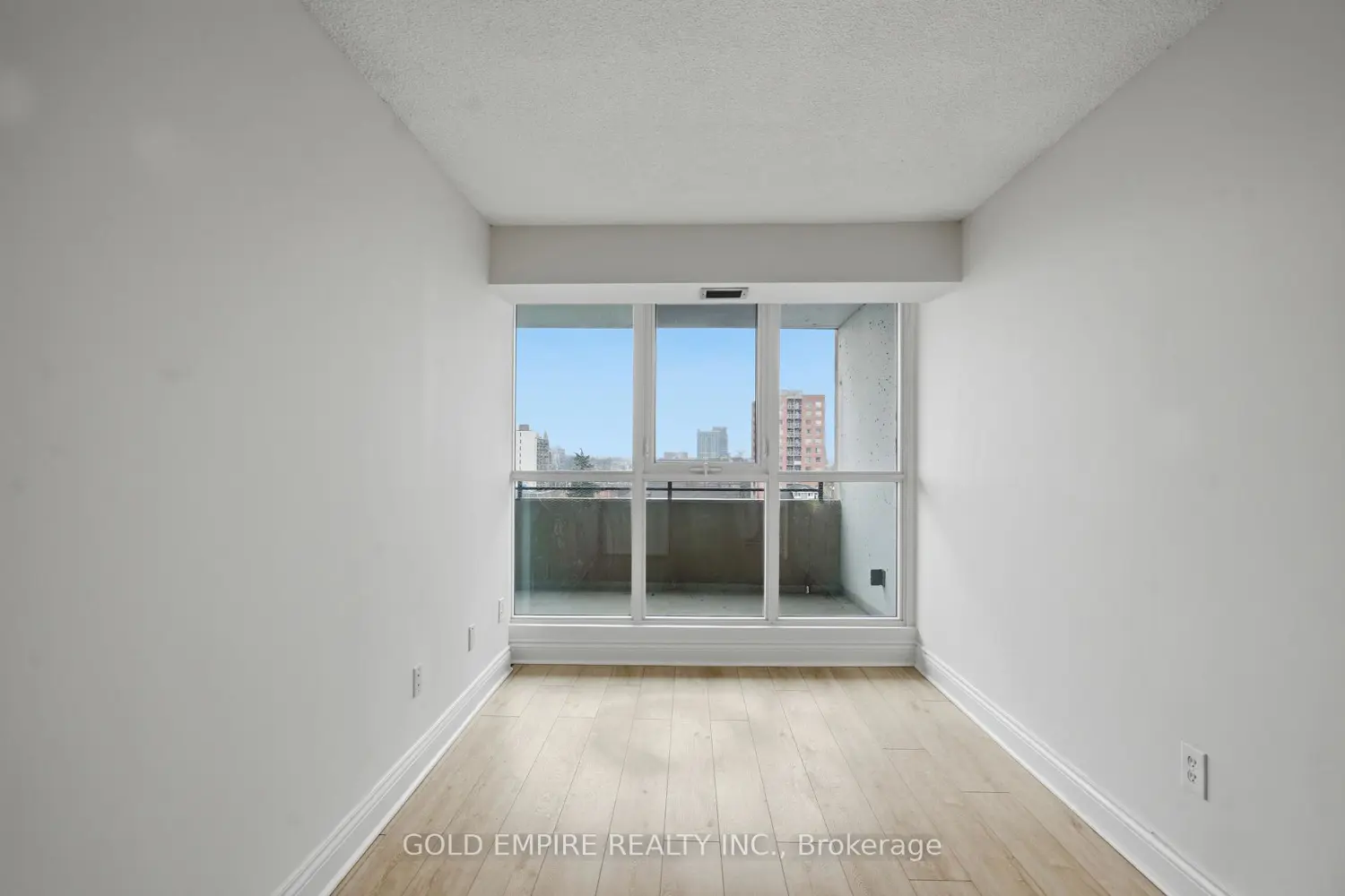 Additional image 9 of 389 Dundas Street 701