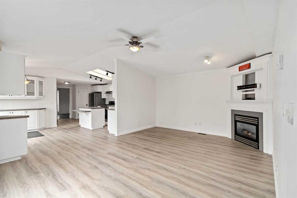 Additional image 5 of 240 Mckinlay Crescent, Fort Mcmurray, AB, T9K2M8