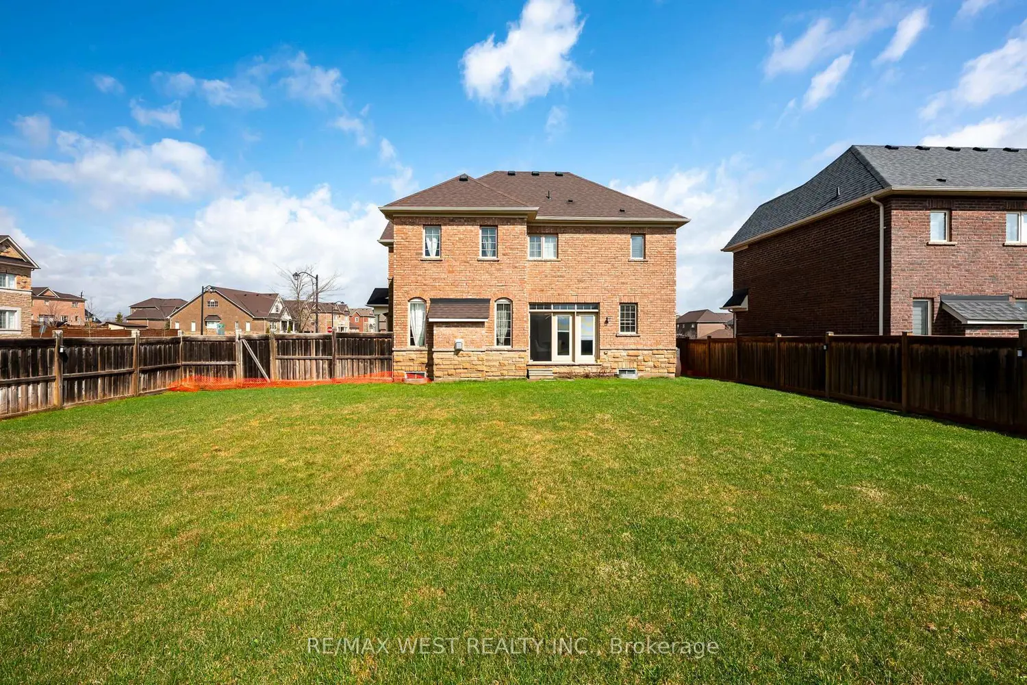 Additional image 9 of 10 Stonegate Avenue