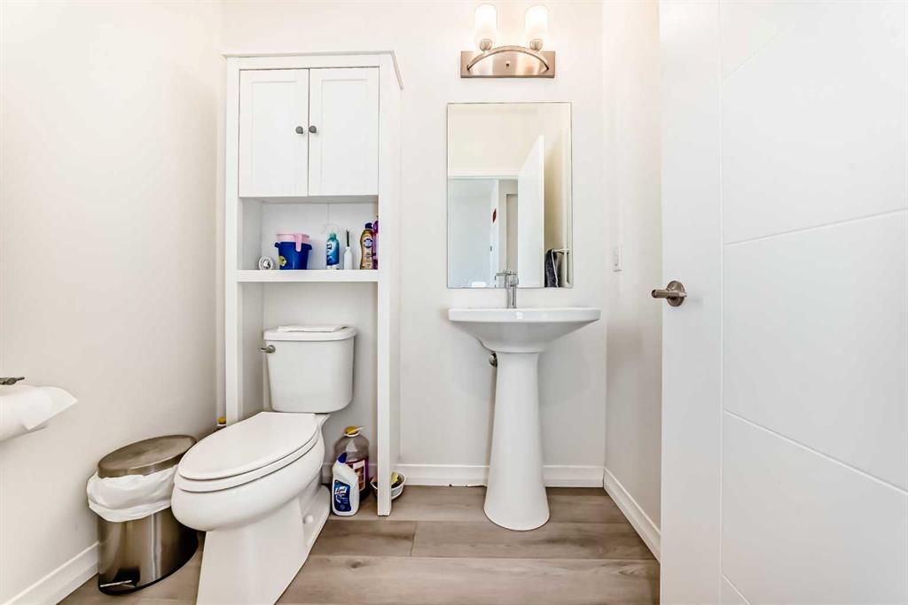 Additional image 5 of 108 Wolf Creek Manor SE, Calgary, AB, T2X 4A1