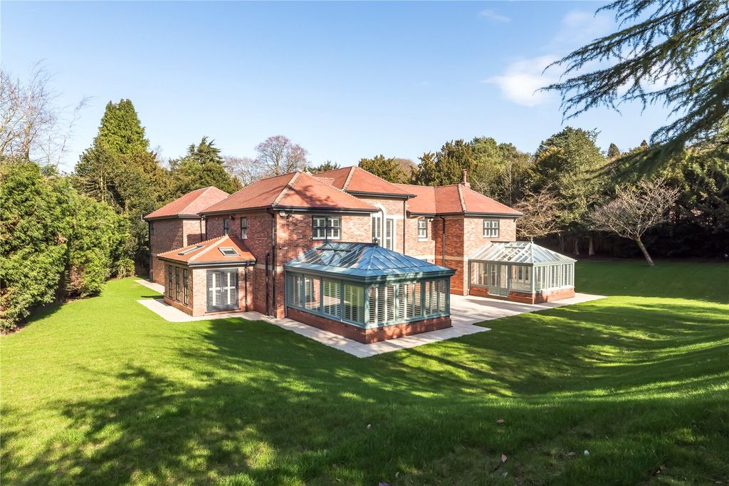 Additional image 3 of 5 bed detached house to rentUnderwood Road, Alderley Edge, Cheshire SK9