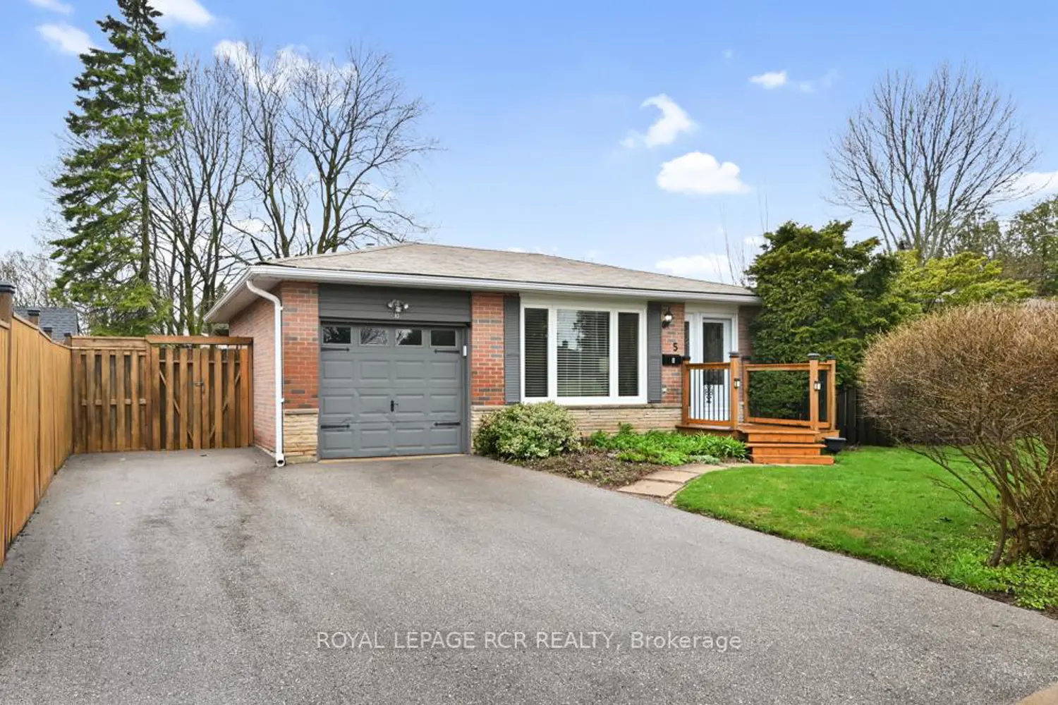 5 Lawrence Avenue