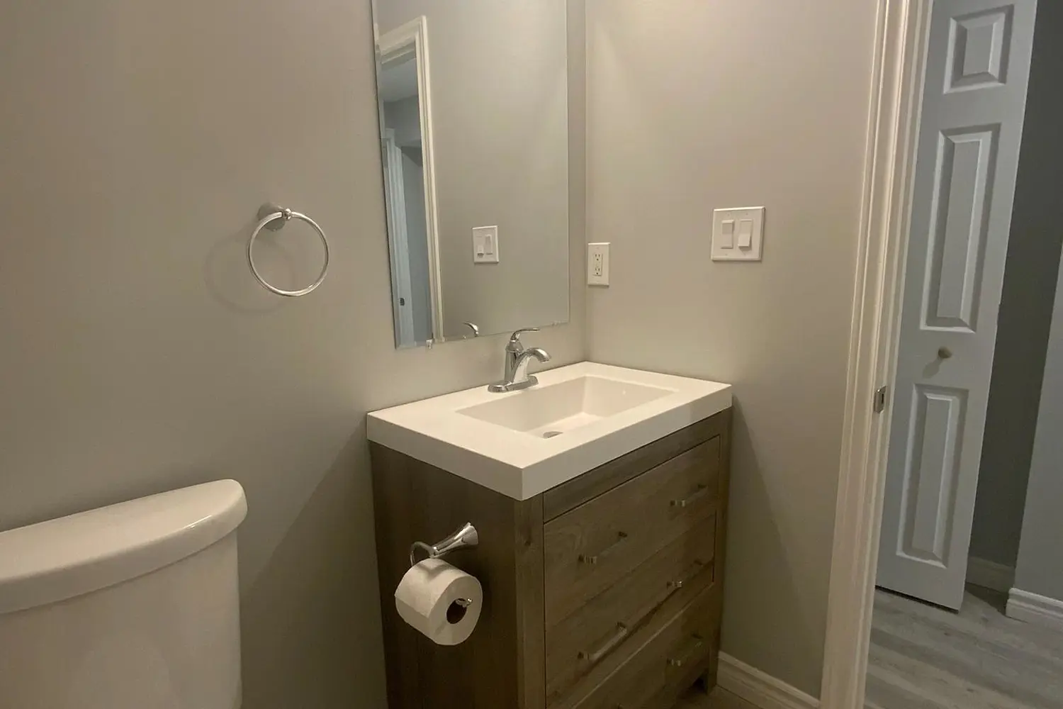Additional image 18 of 313 East 33Rd Street