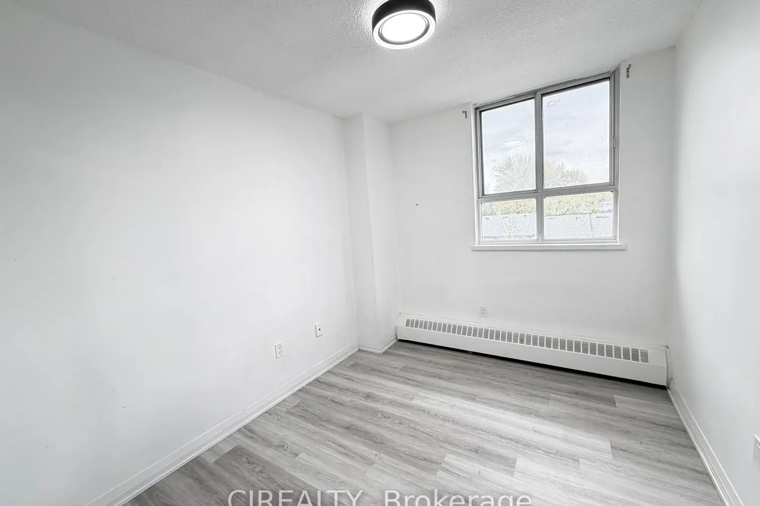 Additional image 10 of 1615 Bloor Street 411