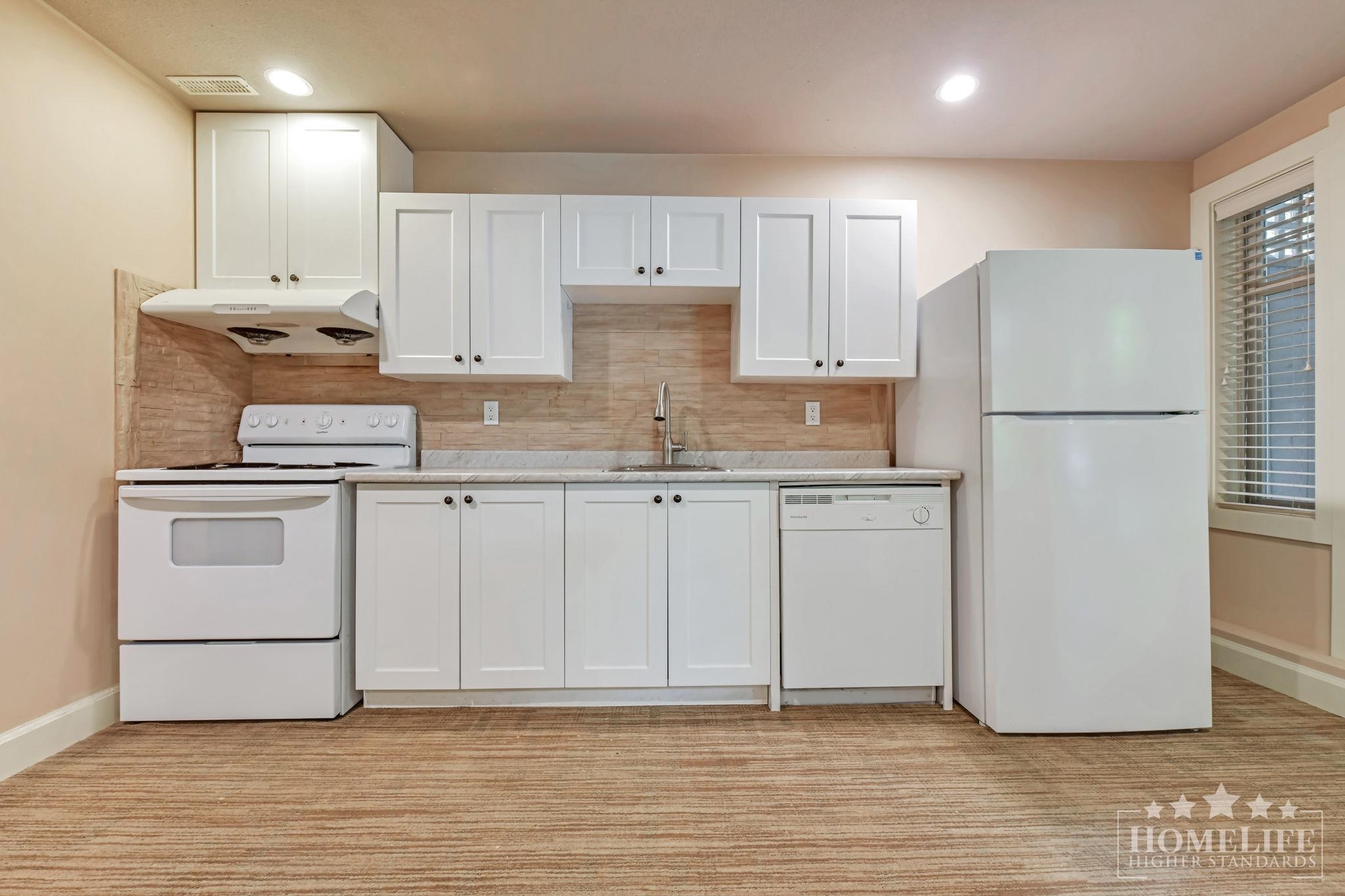 Additional image 5 of Basement-14066 24 Avenue, Surrey, BC, V4A 2H3
