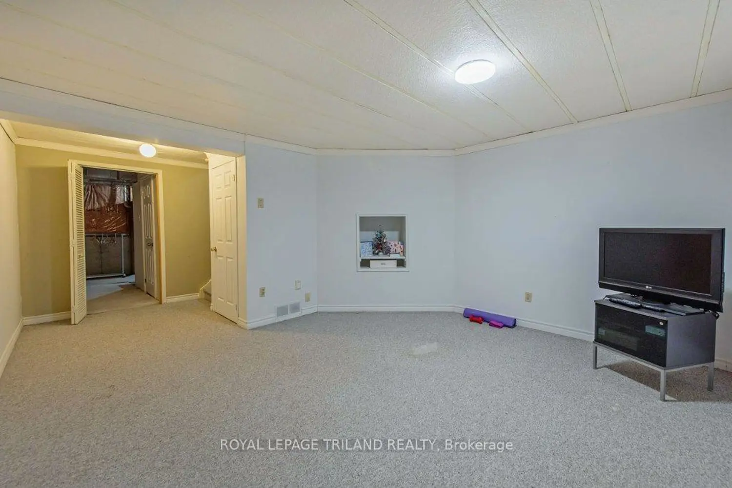 Additional image 17 of 1570 Richmond Street 48