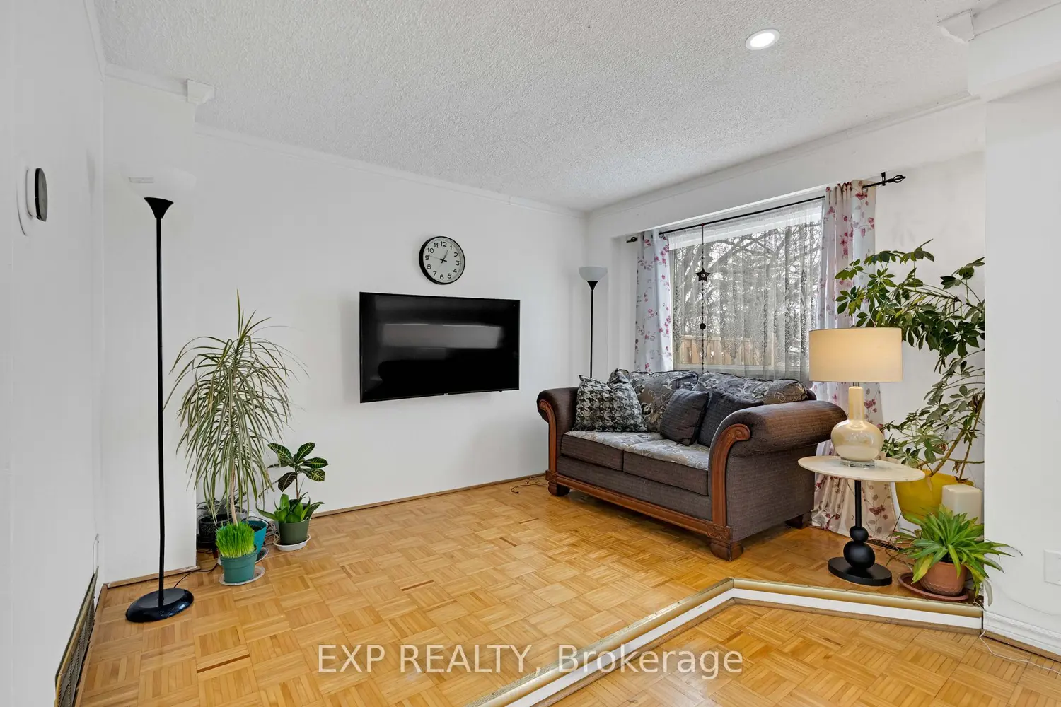 1180 Mississauga Valley Boulevard 4