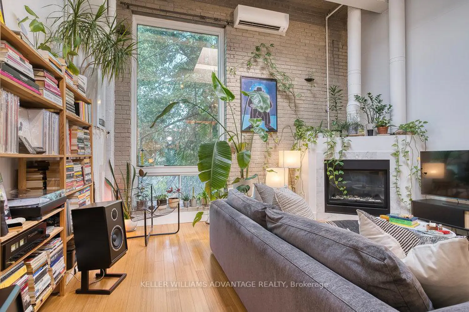 Additional image 4 of 264 Seaton Street 206