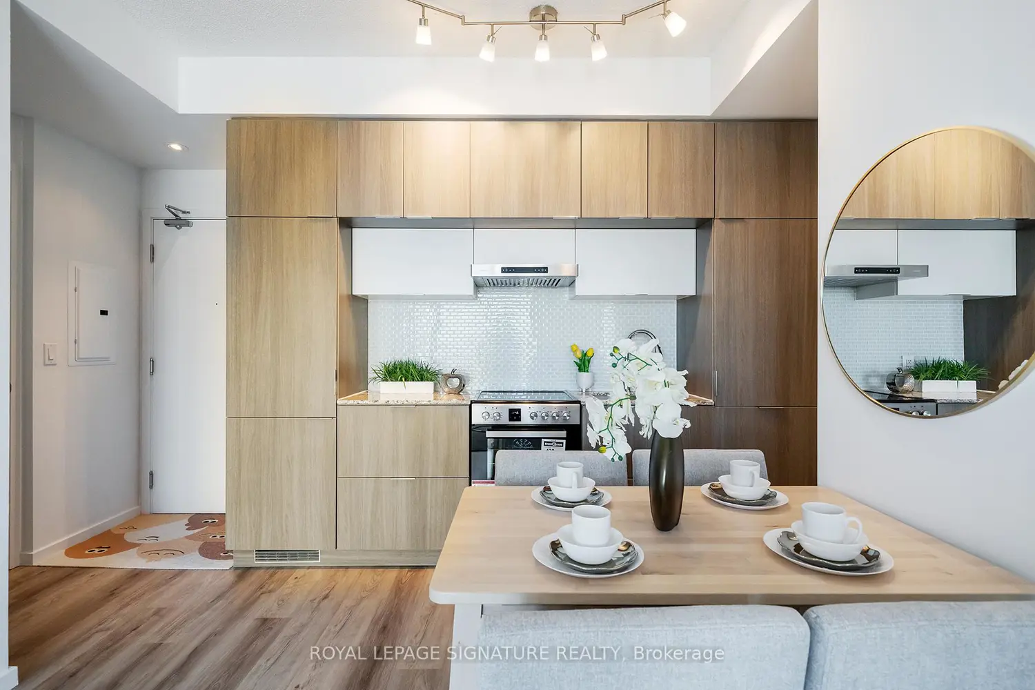 Additional image 6 of 159 Dundas Street 2707