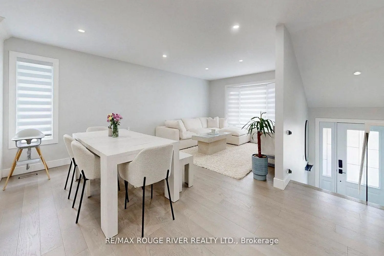 247 Beaver Street photo 4