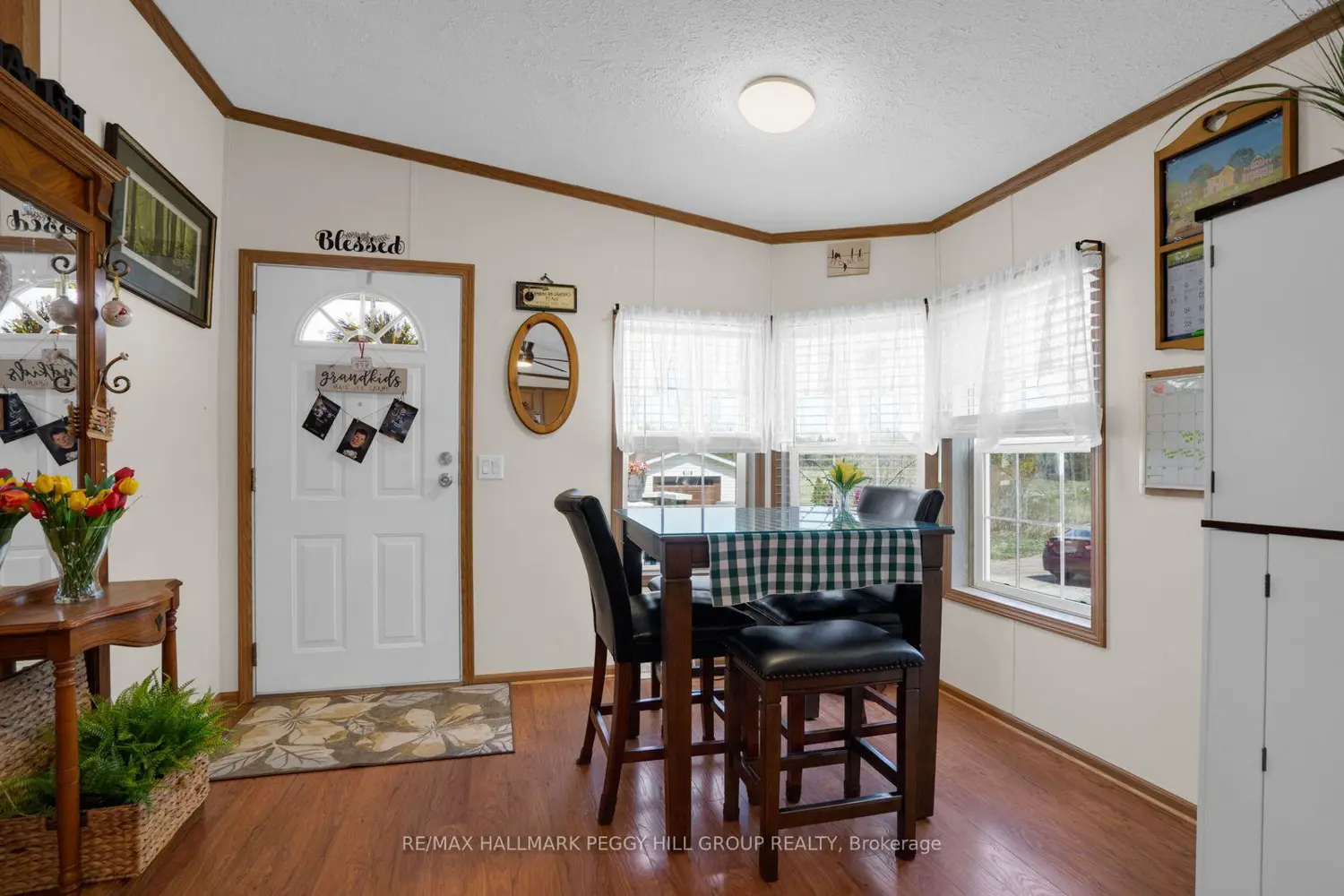 1435 Fox Road photo 4