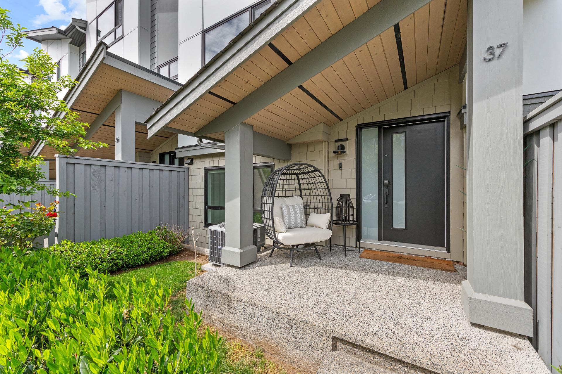 Additional image 2 of 37-16589 25a Avenue, Surrey, BC, V3Z 1H5