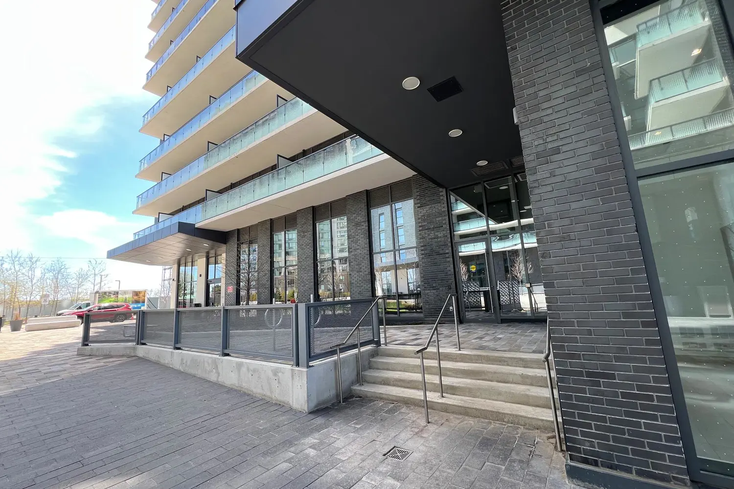 Additional image 17 of 30 Samuel Wood Way 711