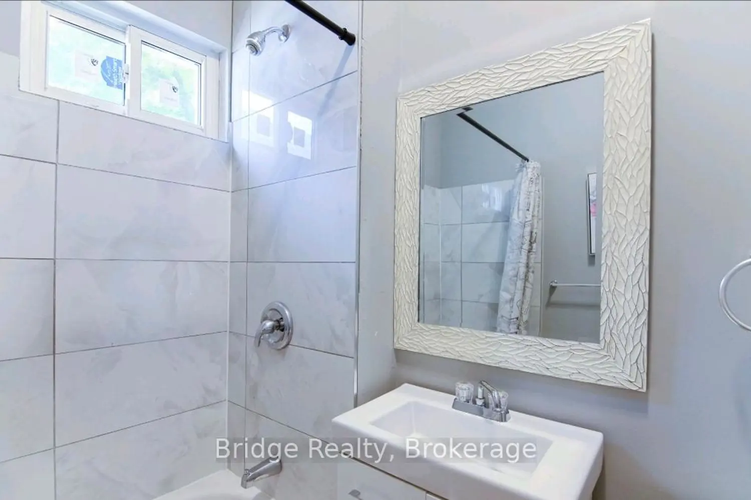Additional image 18 of 144 Adelaide Street