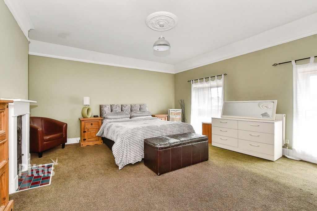 Additional image 5 of 2 bed flat to rentYork Road, Sandown PO36