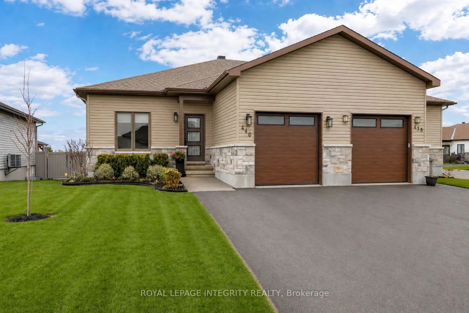 440 Arora Crescent