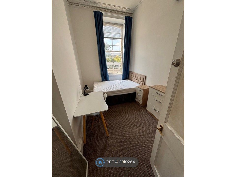 Additional image 14 of 6 bed flat to rentGardner's Crescent, Edinburgh EH3