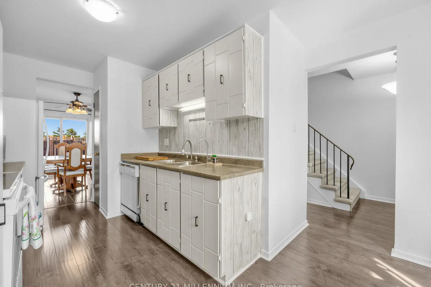 Additional image 9 of 1020 Central Park Drive 52