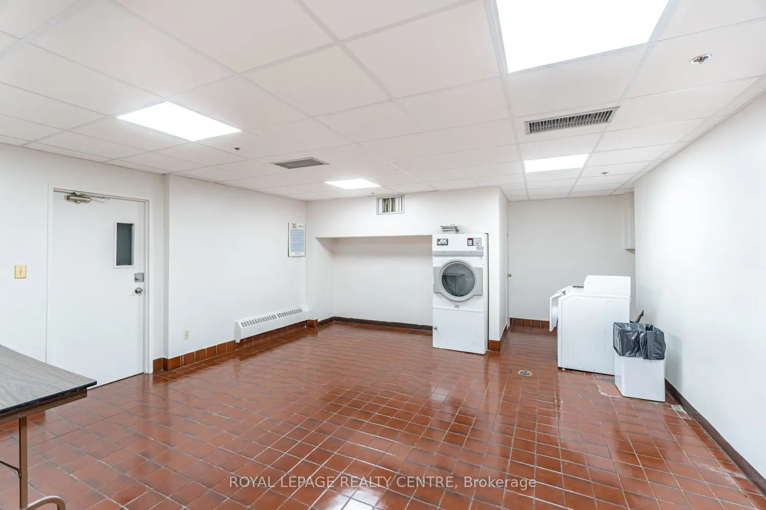 Additional image 17 of 2556 Argyle Road 1201
