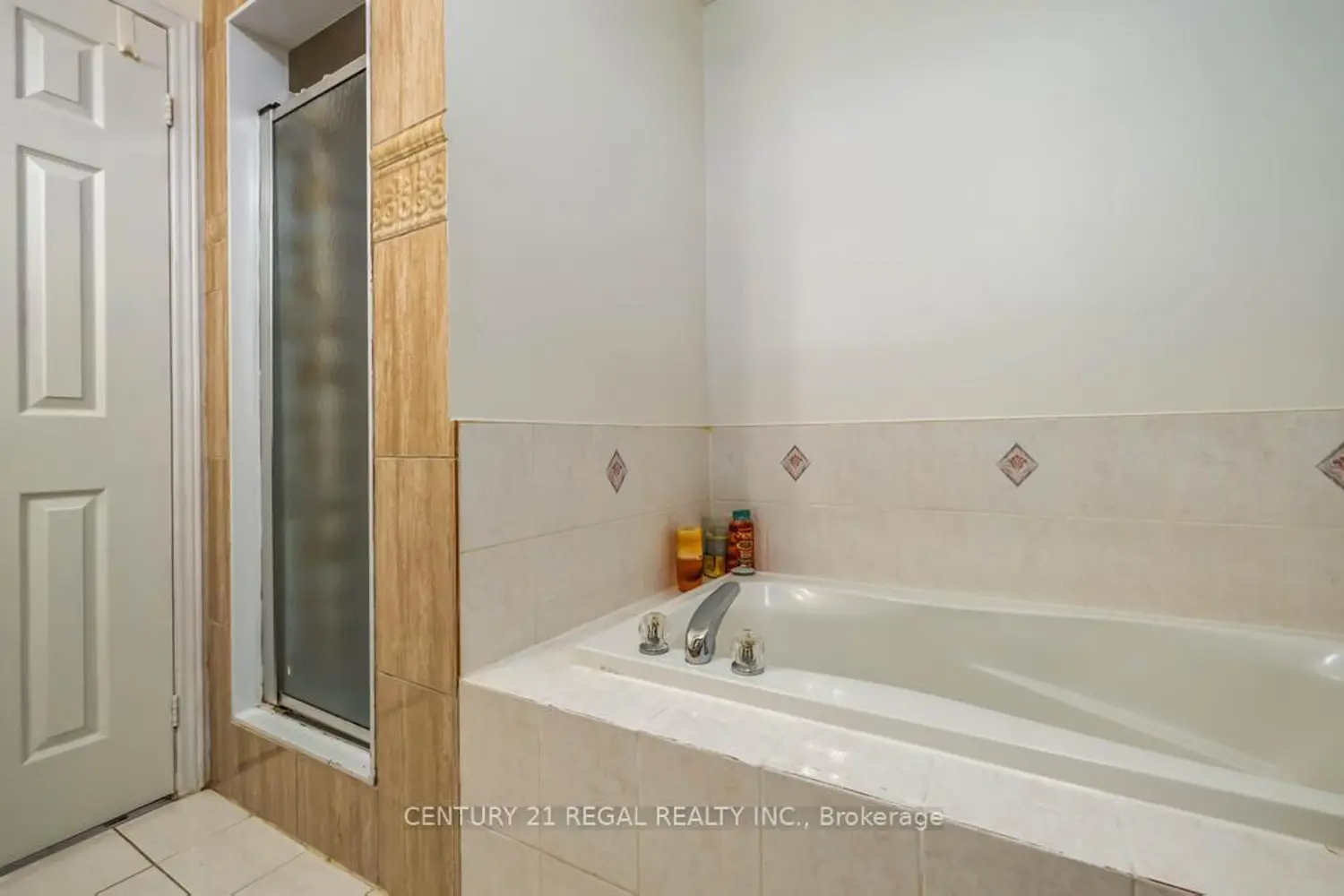 Additional image 12 of 43 Waterton Crescent