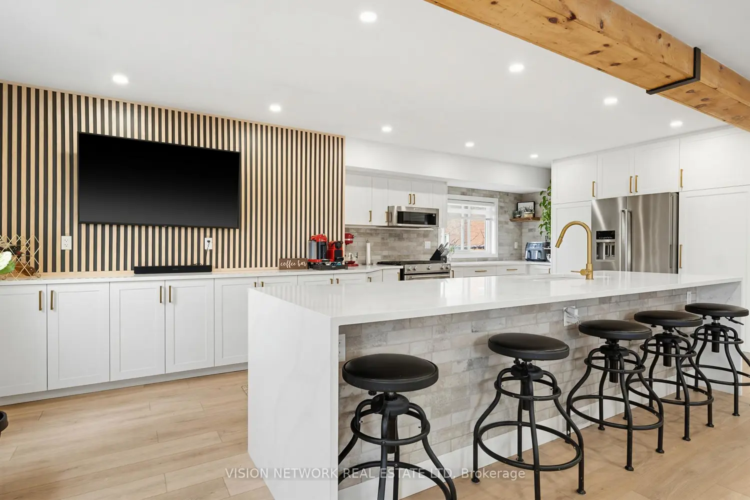 266 Chestnut Street photo 4