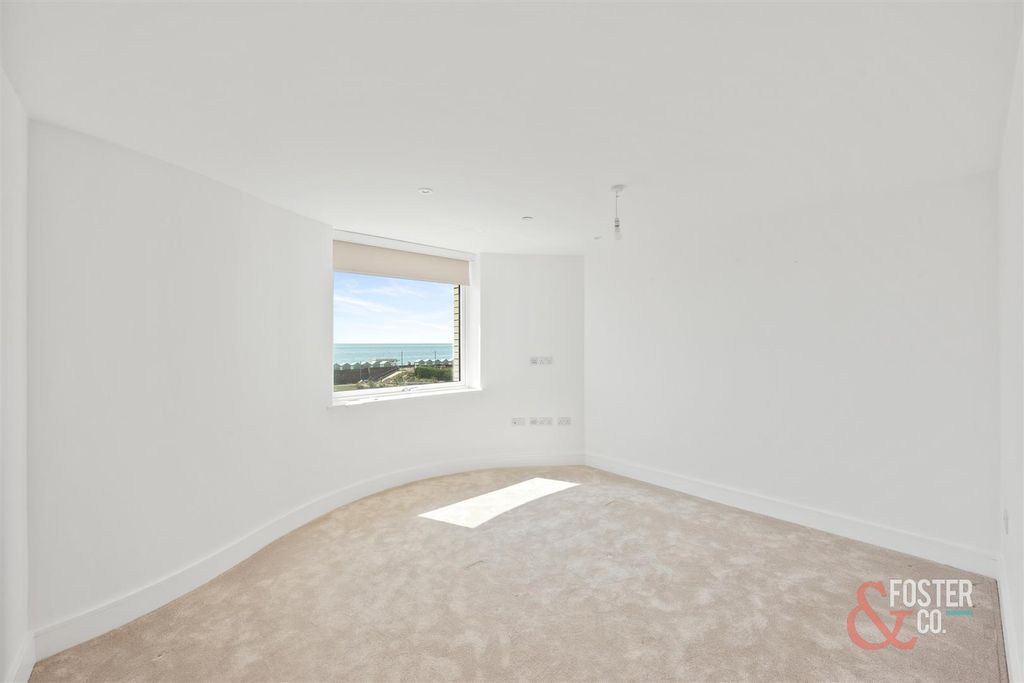 Additional image 9 of 2 bed flat to rentKingsway, Hove BN3
