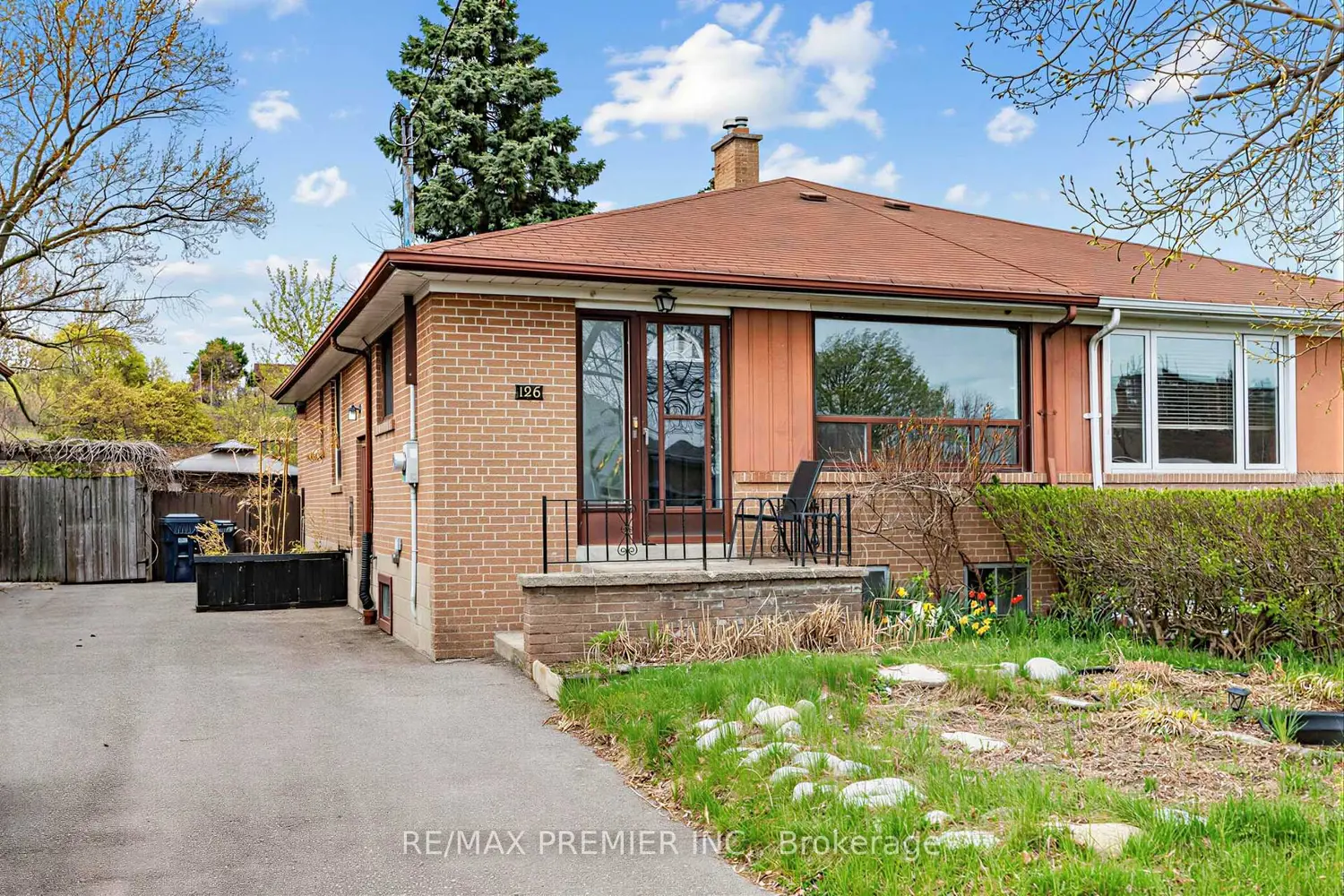 Additional image 17 of 126 Langden Avenue