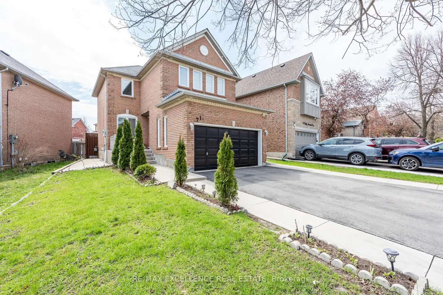71 Rocky Mountain Crescent
