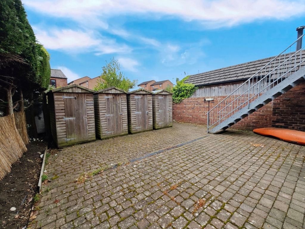 Additional image 17 of 2 bed flat to rent9 Front Street, Brampton CA8