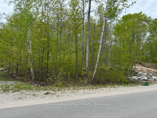 1536 Champlain Road, Tiny, ON, L9M 0C1 photo 2