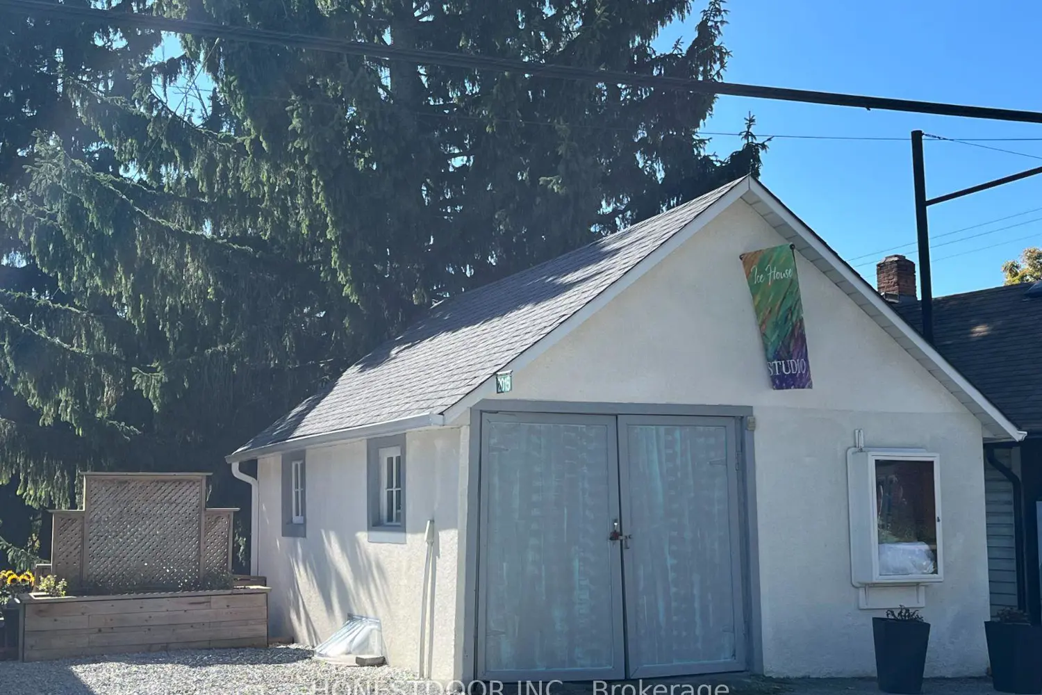 2015 Ridge Road photo 3