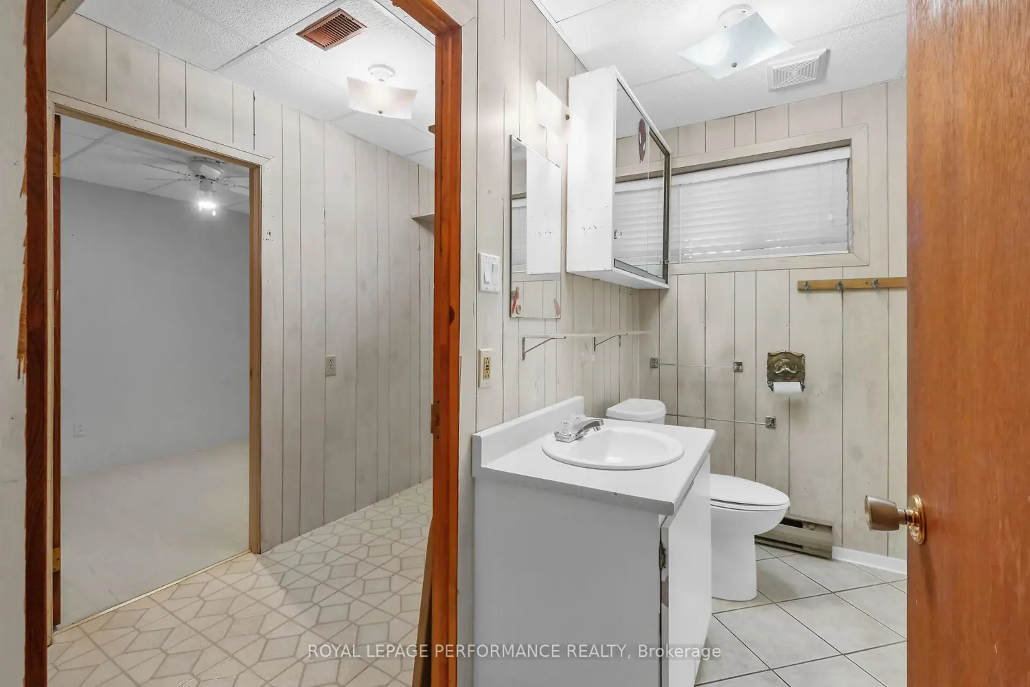 Additional image 16 of 2863 Rue Principale Street