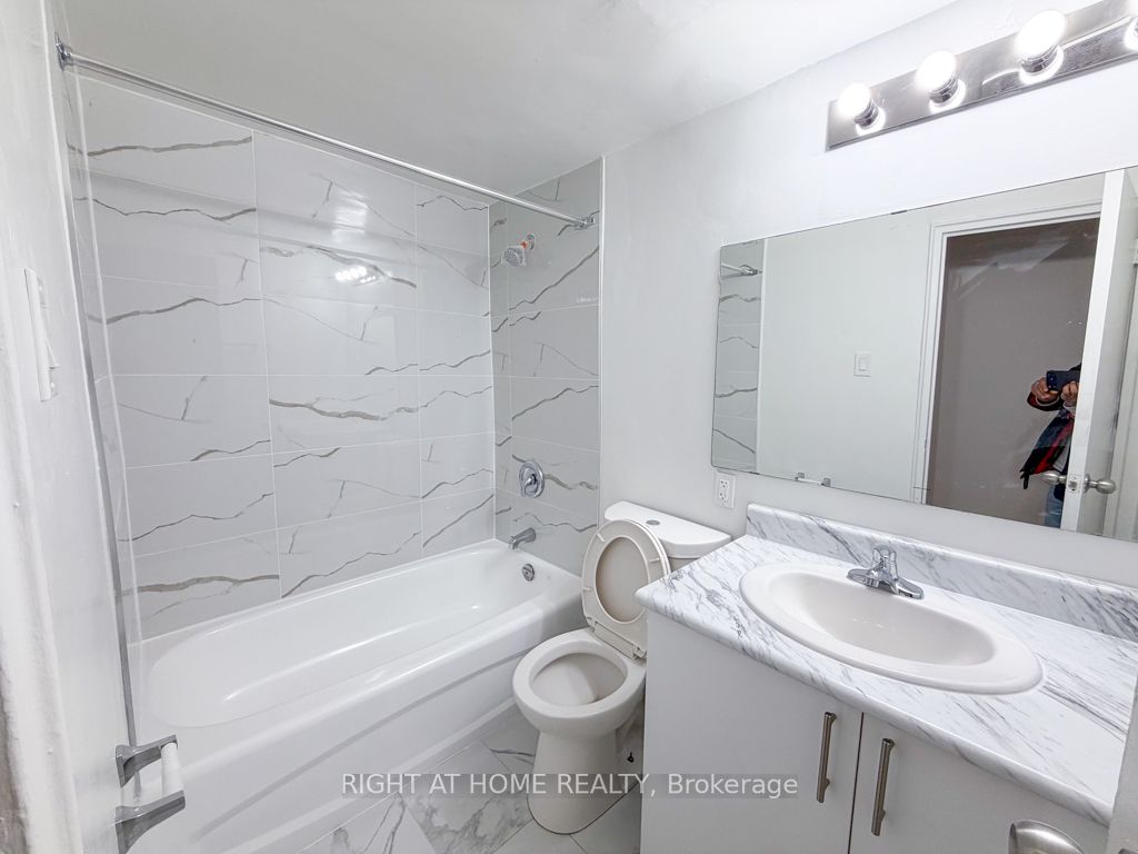 Additional image 6 of 510-1440 Lawrence Avenue W, Toronto, ON, M6L 1B2