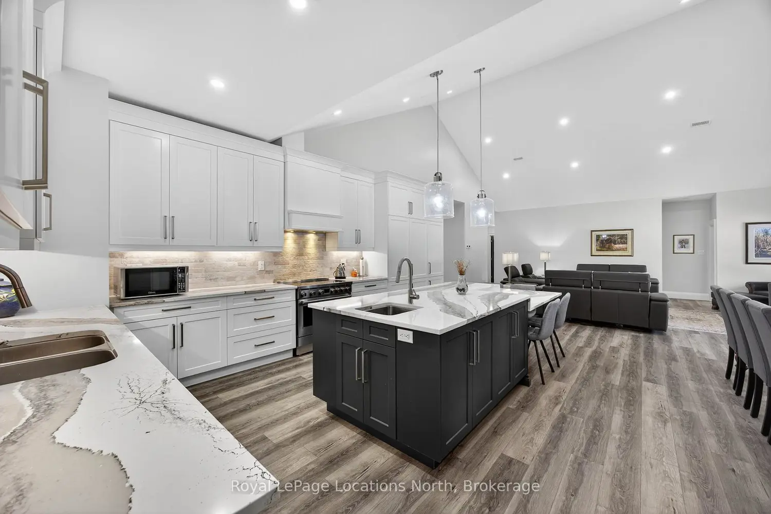 3511 Rainbow Valley Road photo 3