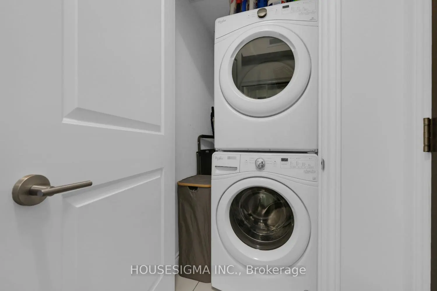 Additional image 16 of 9618 Yonge Street 318
