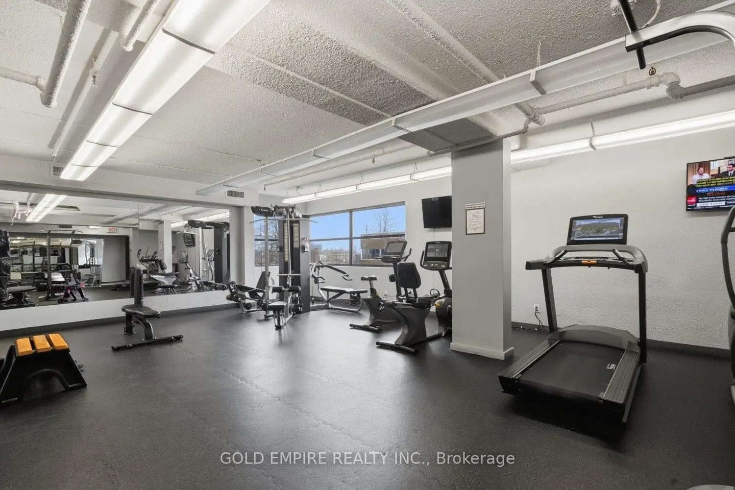 Additional image 19 of 389 Dundas Street 701