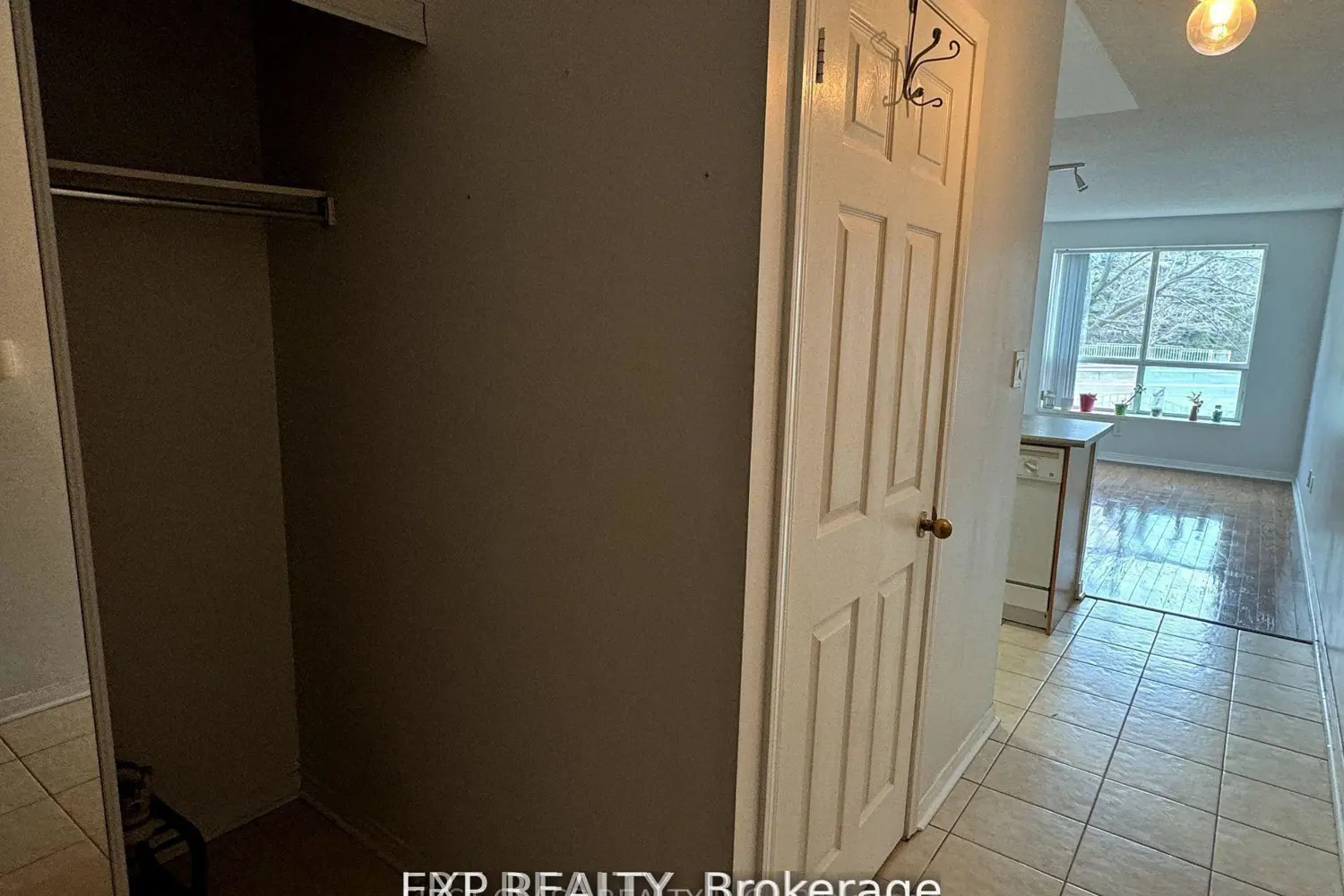 Additional image 6 of 51 Baffin Crescent 301