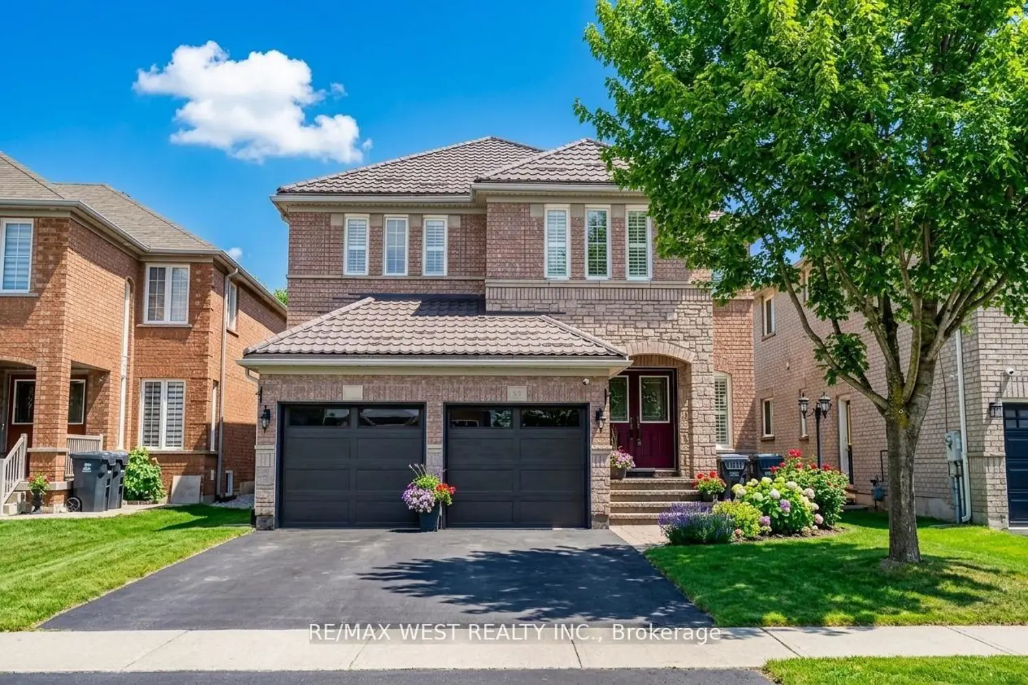 38 Bottlebrush Drive