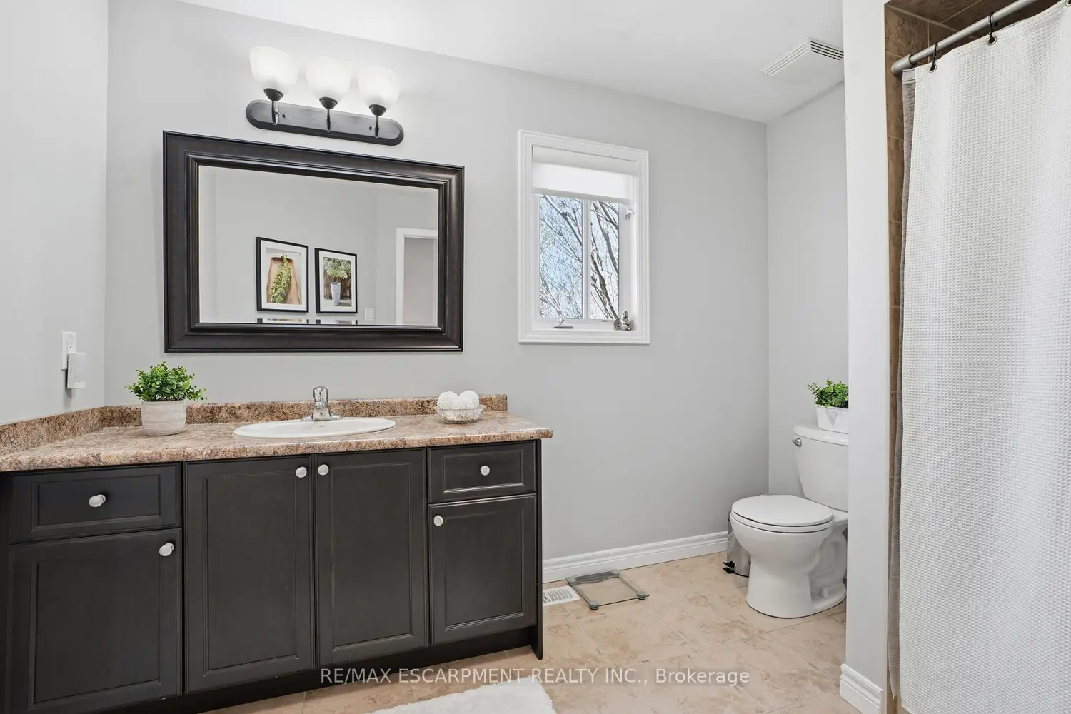 Additional image 13 of 441 Stonehenge Drive 40