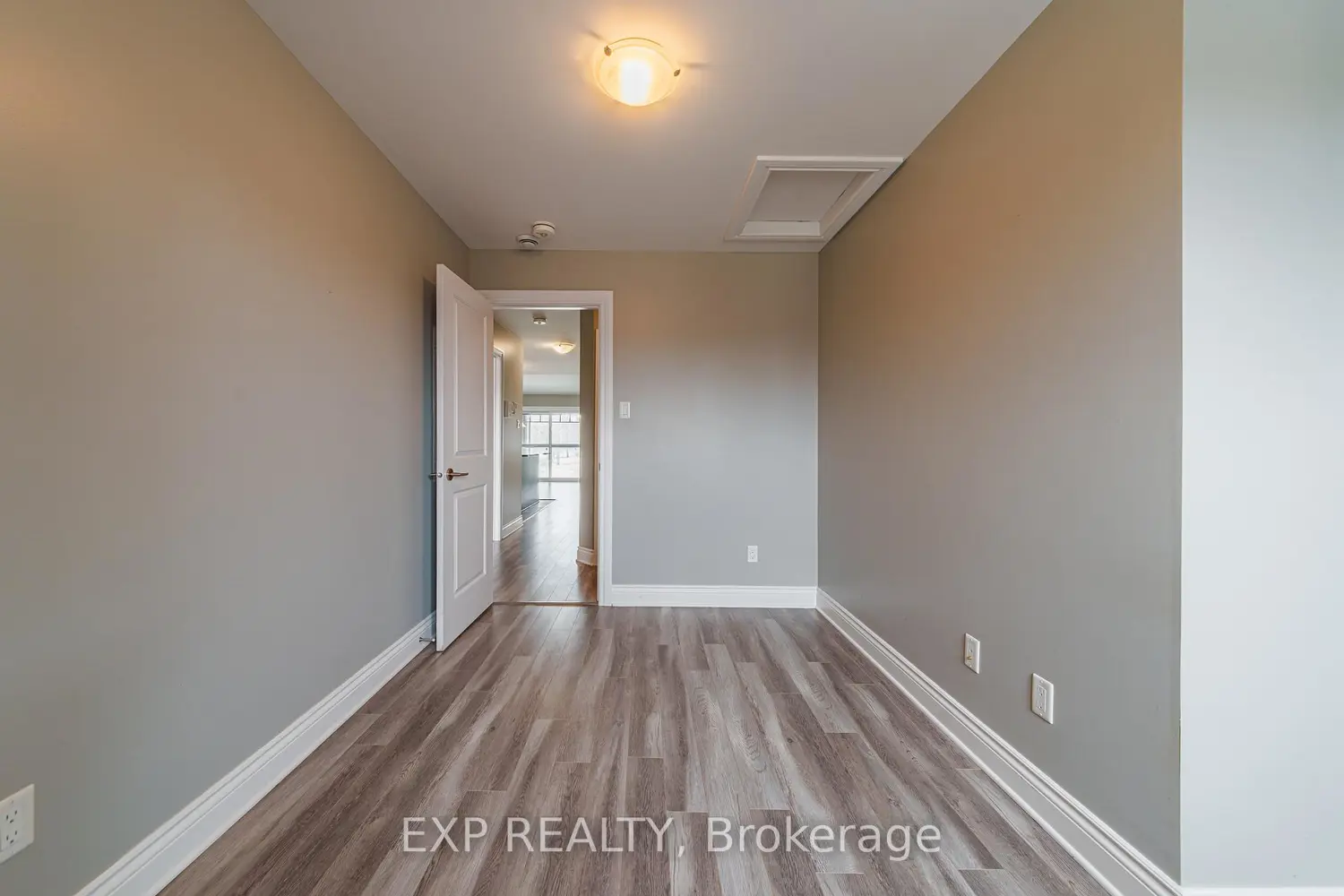 306 Masters Lane 285 photo 5