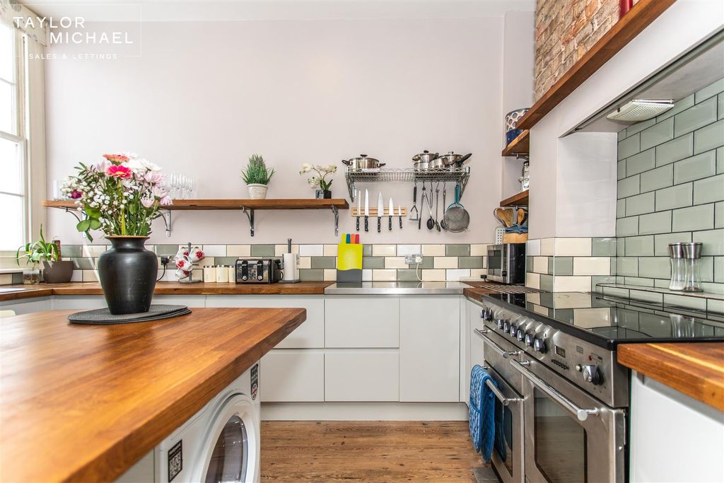 Additional image 5 of 4 bed flat to rentSt. Georges Road, Brighton BN2